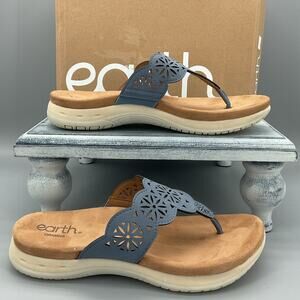 NEW Earth Women’s Sadie 3 Sandals Blue Size 7.5M